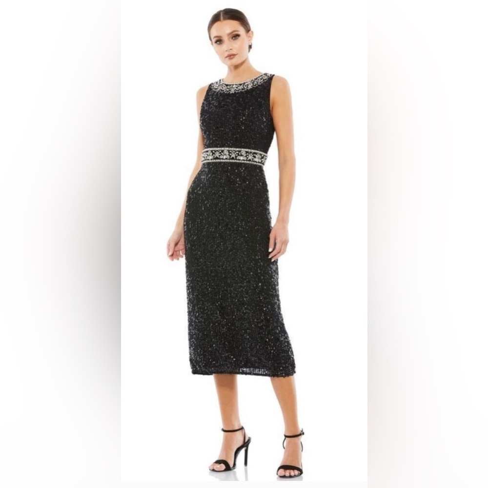 MACDUGGAL Sequin Jewel & Pearl neck sheath dress Size 4